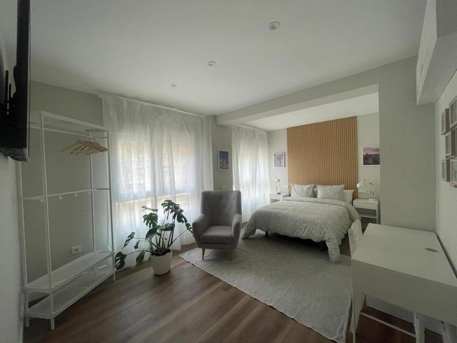 Rooms Madrid Rio Exterior photo